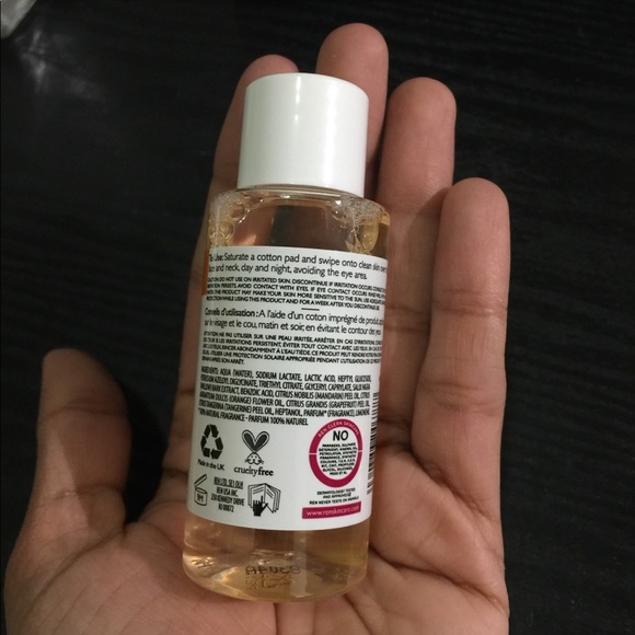 REN daily AHA face tonic - Picture 2 of 2